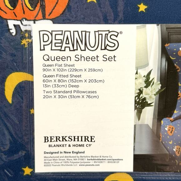 New Berkshire Peanuts Snoopy Woodstock Magic Pumpkin Blue Queen Sheet Set 4 Pc. - Picture 5 of 6